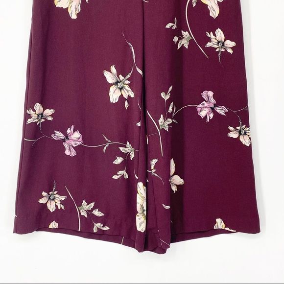 Lauren Conrad Runway Floral gaucho Cropped pants 8 - Picture 3 of 9